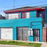 Spectacular Roof Top Deck - Luxury 3 Bedroom